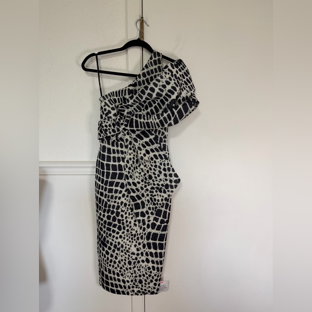 ASOS DESIGN Ribbed off-the-shoulder midi sheath dress  snake print size 2 - Picture 6 of 11